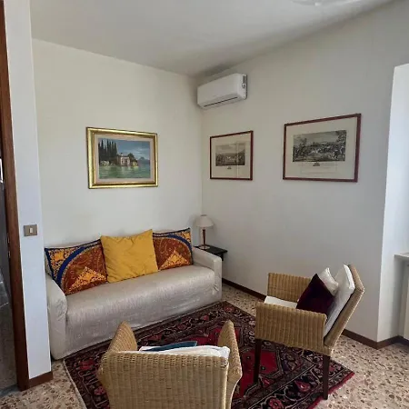 Attico Altucci Apartment *