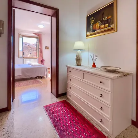 Attico Altucci * 아레초